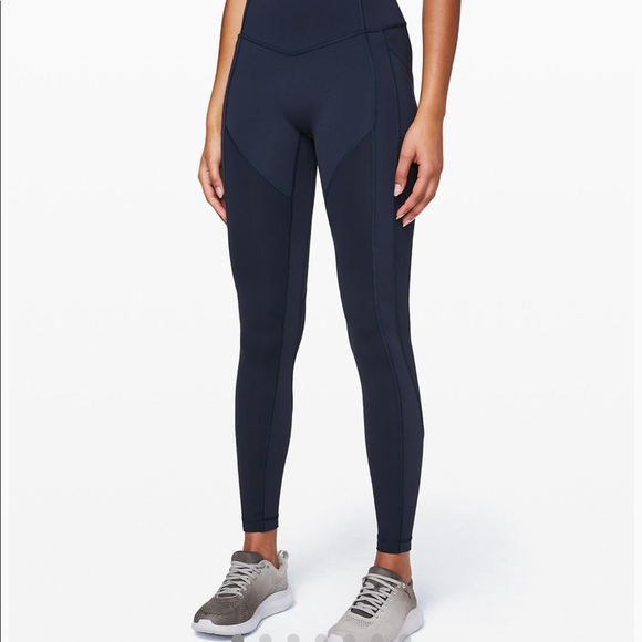 Lululemon all the right places - Picture 3 of 4